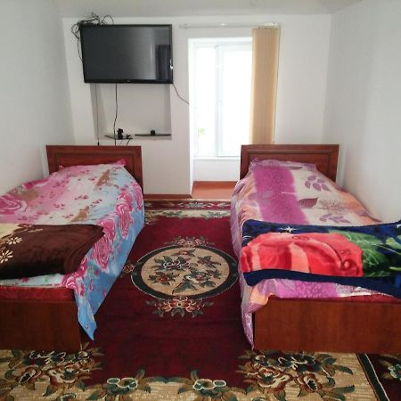 Sayfi Guesthouse Douchanbé Extérieur photo
