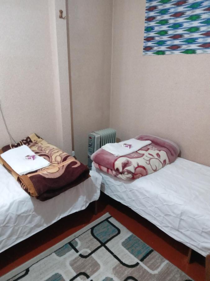 Sayfi Guesthouse Douchanbé Extérieur photo