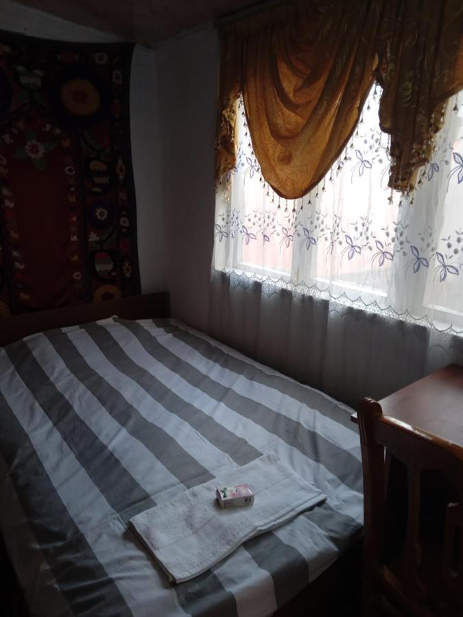 Sayfi Guesthouse Douchanbé Extérieur photo